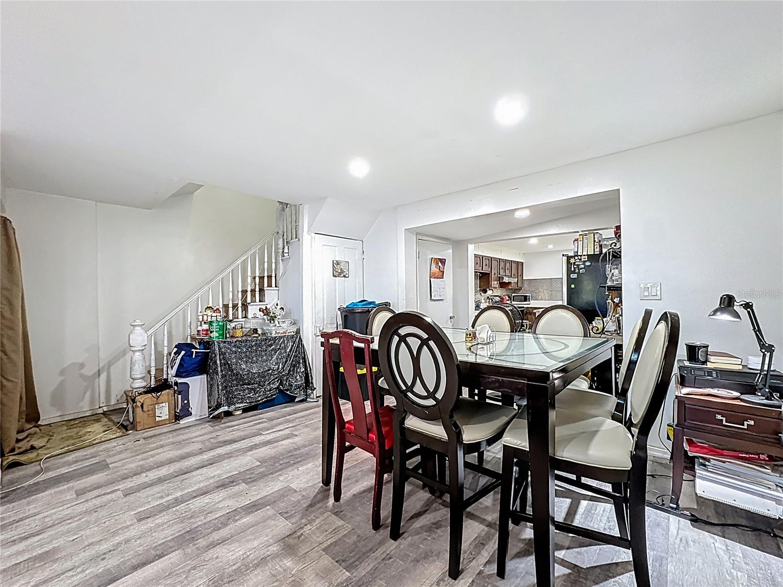 ACREAGE - Residential