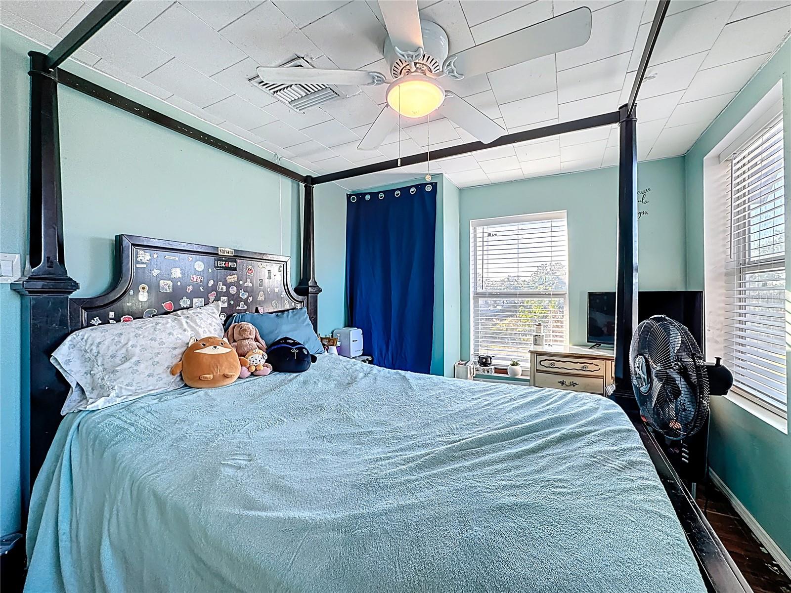 ACREAGE - Residential