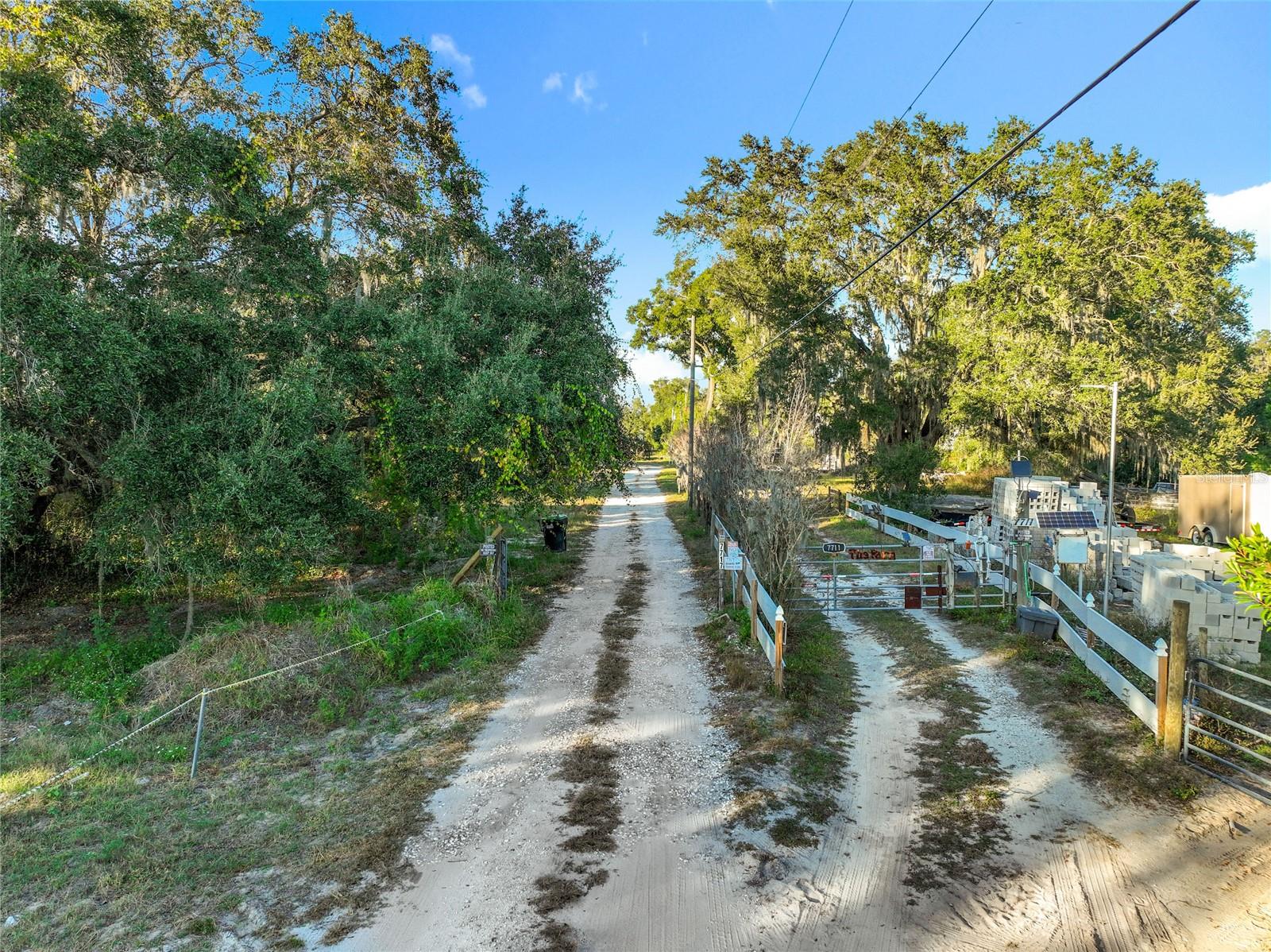 ACREAGE - Residential