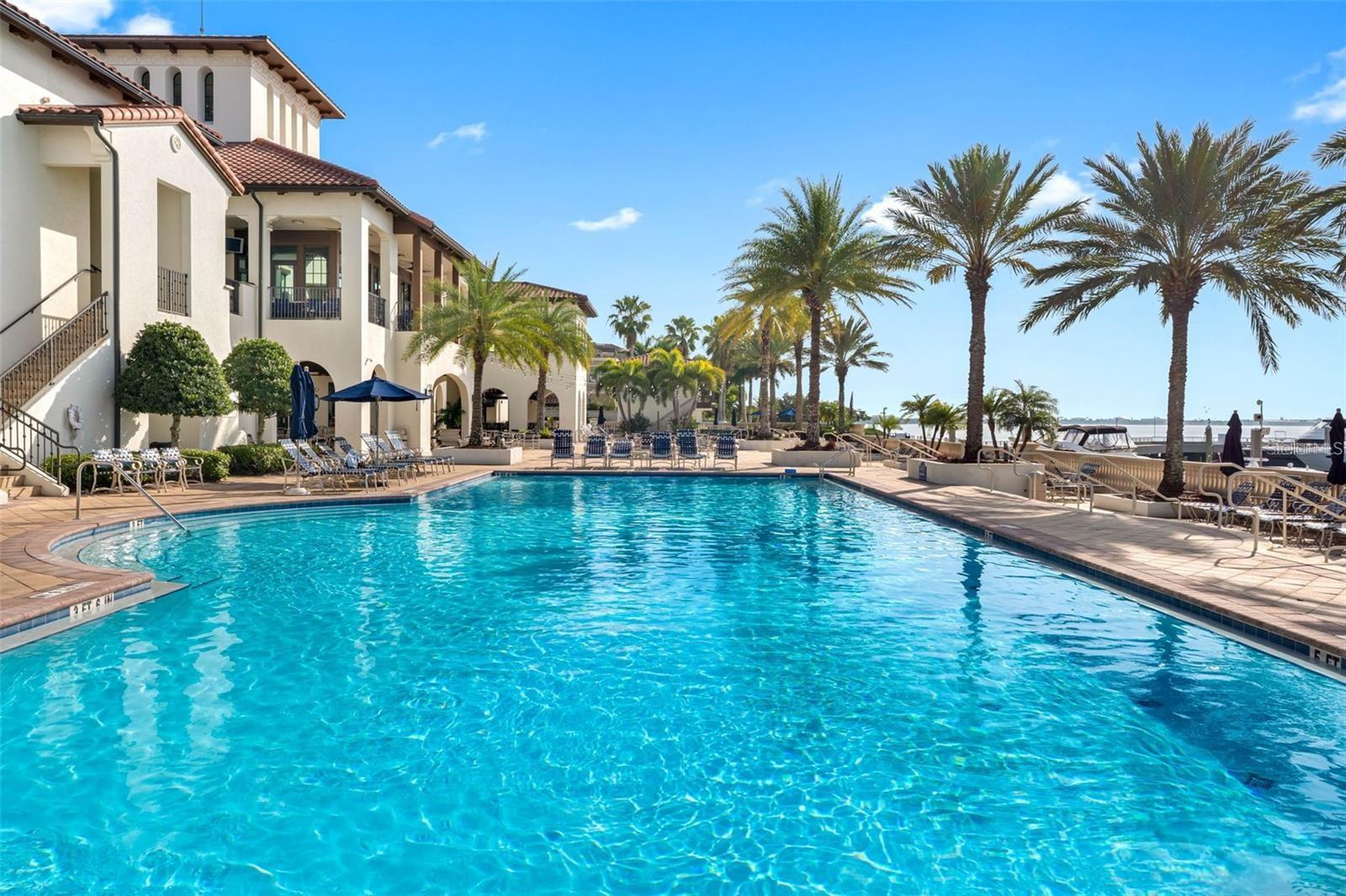 WESTSHORE YACHT CLUB TWNHMS - Residential