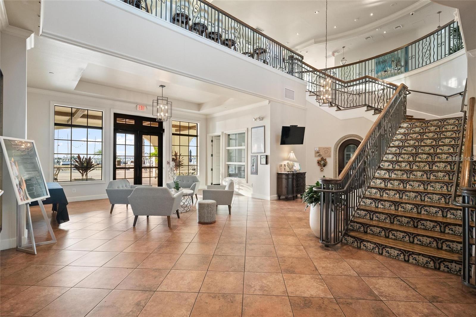 WESTSHORE YACHT CLUB TWNHMS - Residential