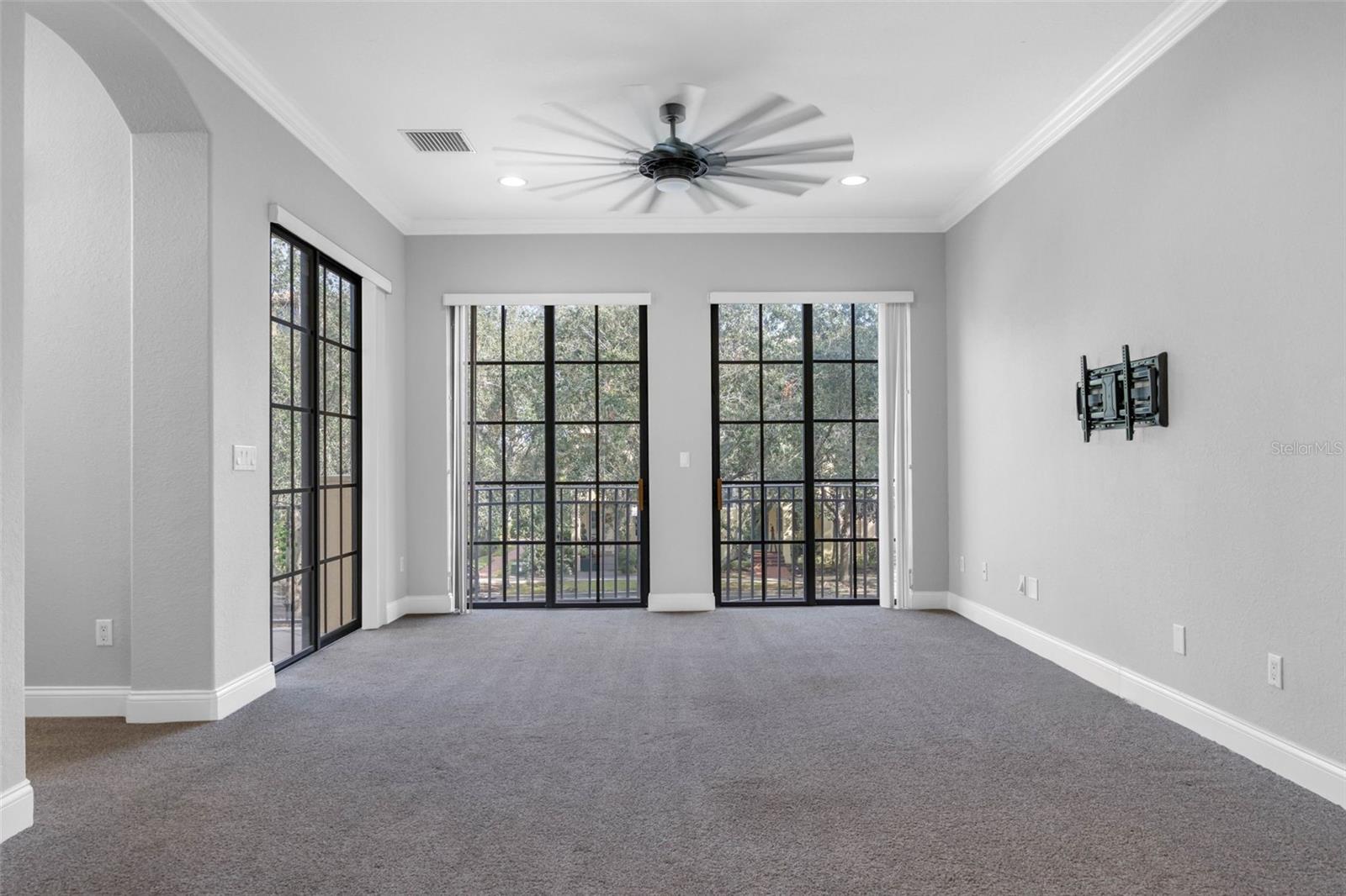 WESTSHORE YACHT CLUB TWNHMS - Residential