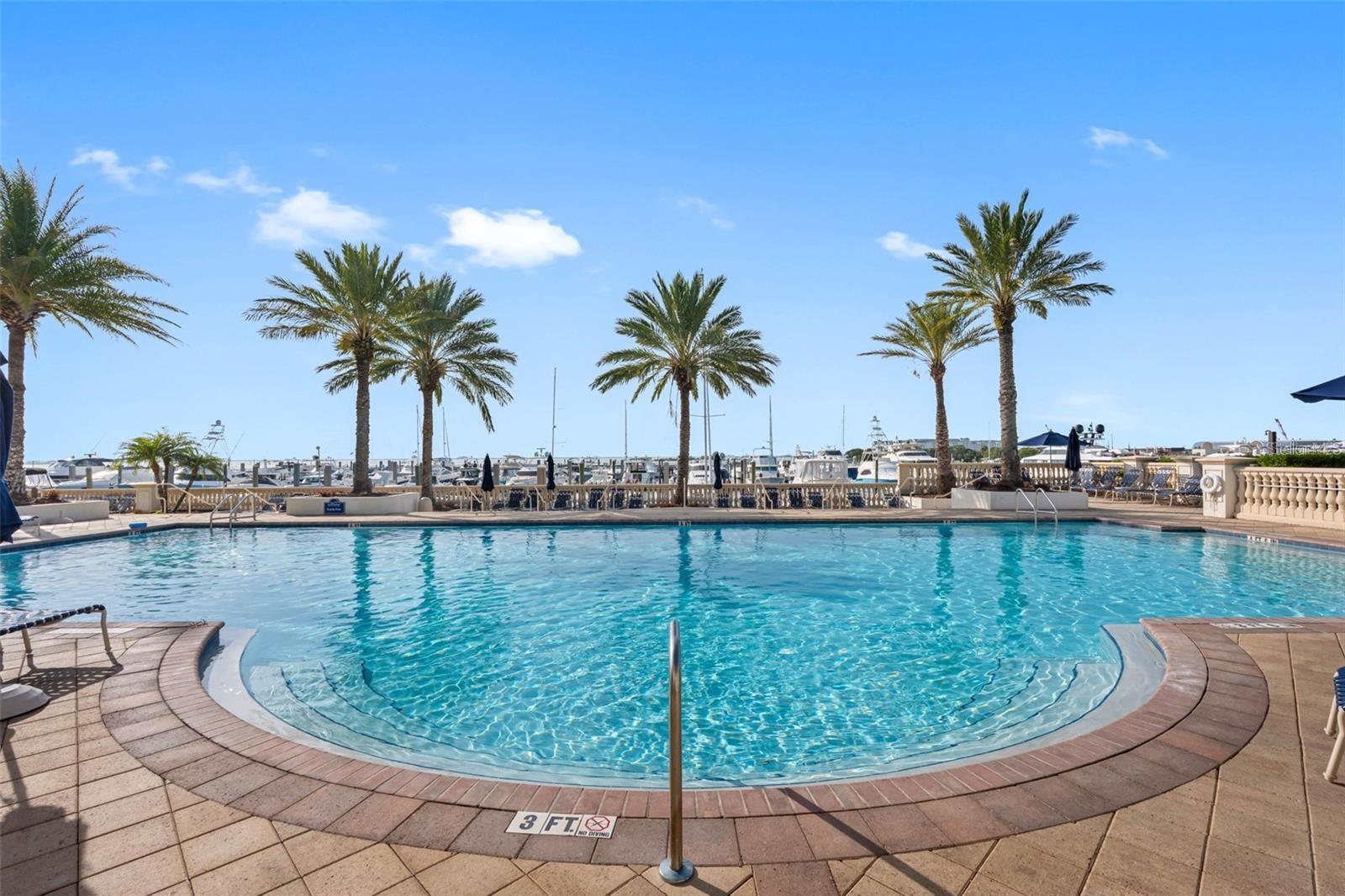 WESTSHORE YACHT CLUB TWNHMS - Residential