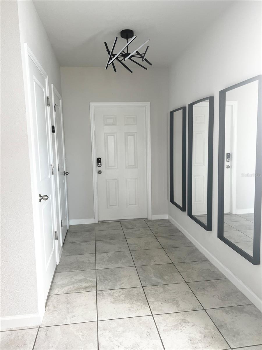 EAGLE LNDG PH II - Residential Lease