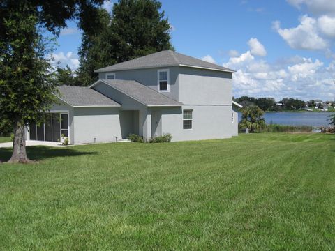 A home in WINTER HAVEN