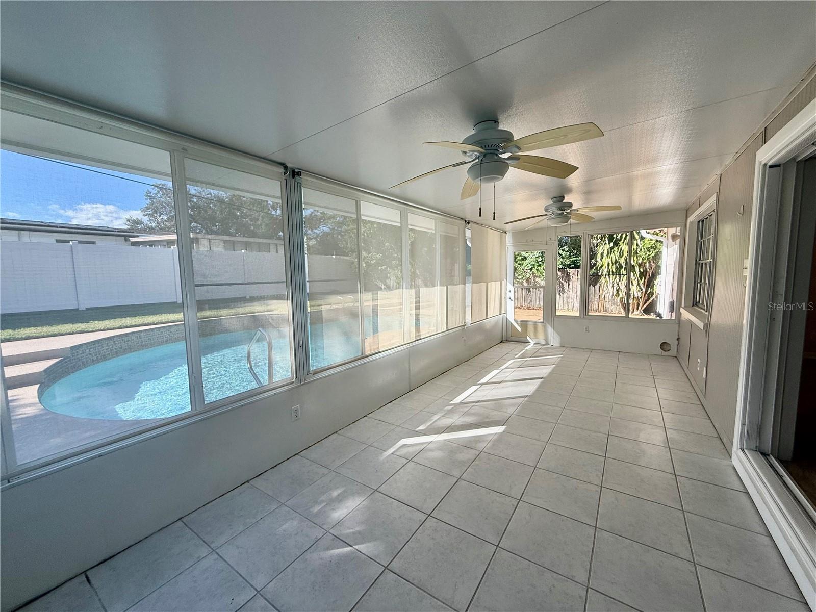 COLLEGE GREEN ESTATES - Residential