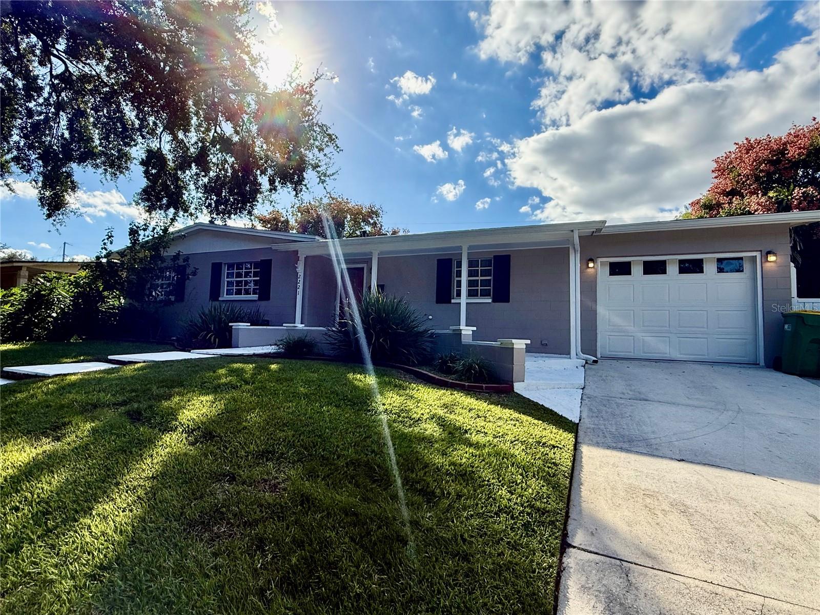 COLLEGE GREEN ESTATES - Residential