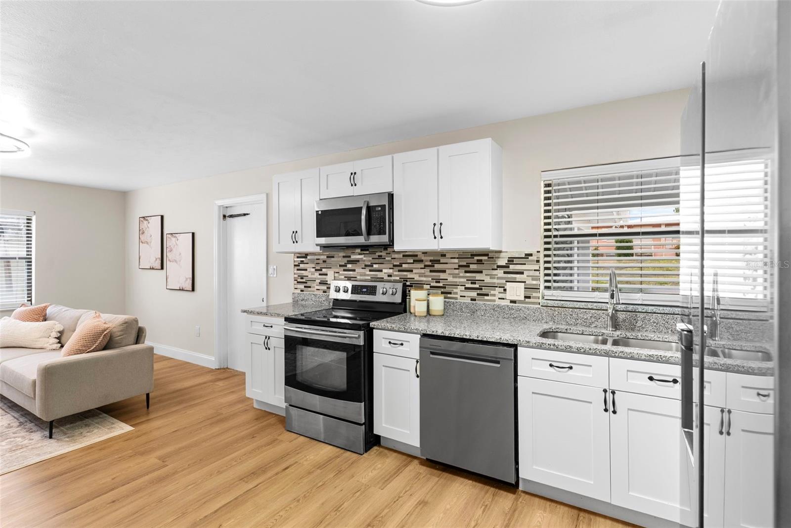 ROBINSWOOD HEIGHTS 4TH ADD - Residential
