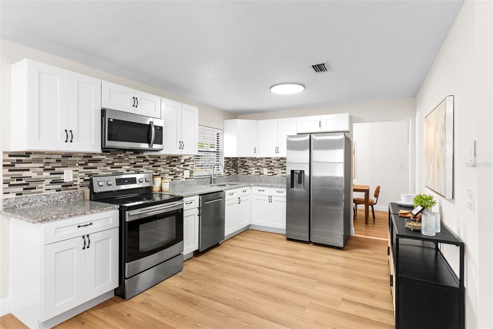 ROBINSWOOD HEIGHTS 4TH ADD - Residential