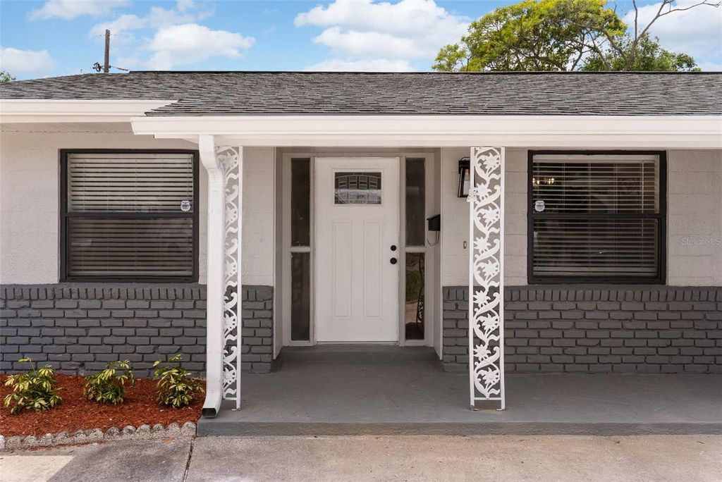 Photo of 2233 Wolf Road, Orlando, FL 32808 (MLS # O6407379)