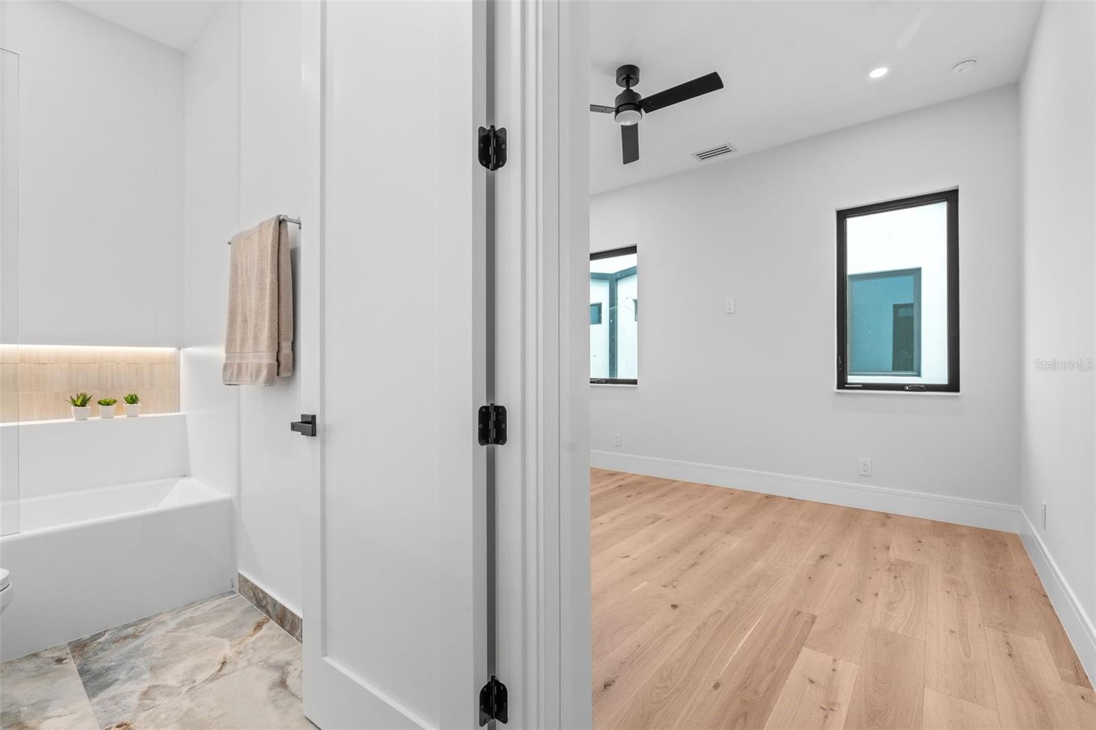 BAYVIEW - Residential