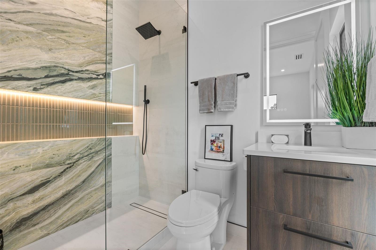 BAYVIEW - Residential