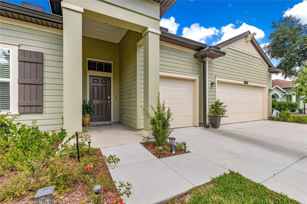 Photo of 19569 SW 77th Place, Dunnellon, FL 34432 (MLS # OM707846)