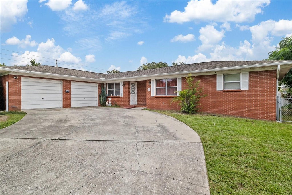 Photo of 11231 126th Avenue, Largo, FL 33778 (MLS # TB8544515)