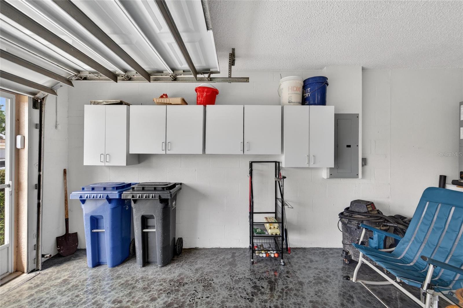 BROOKFIELD CONDO - Residential