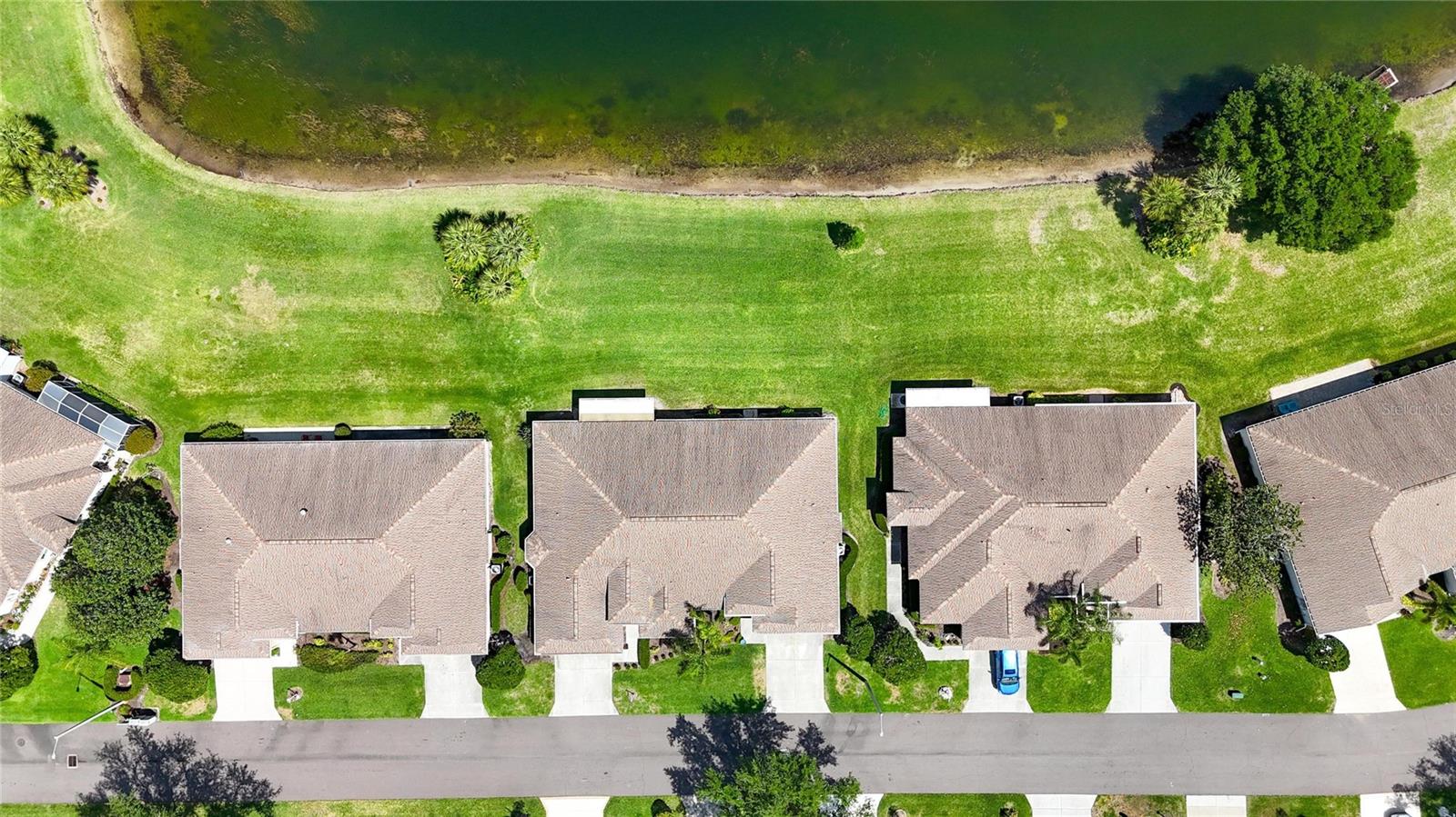 BROOKFIELD CONDO - Residential