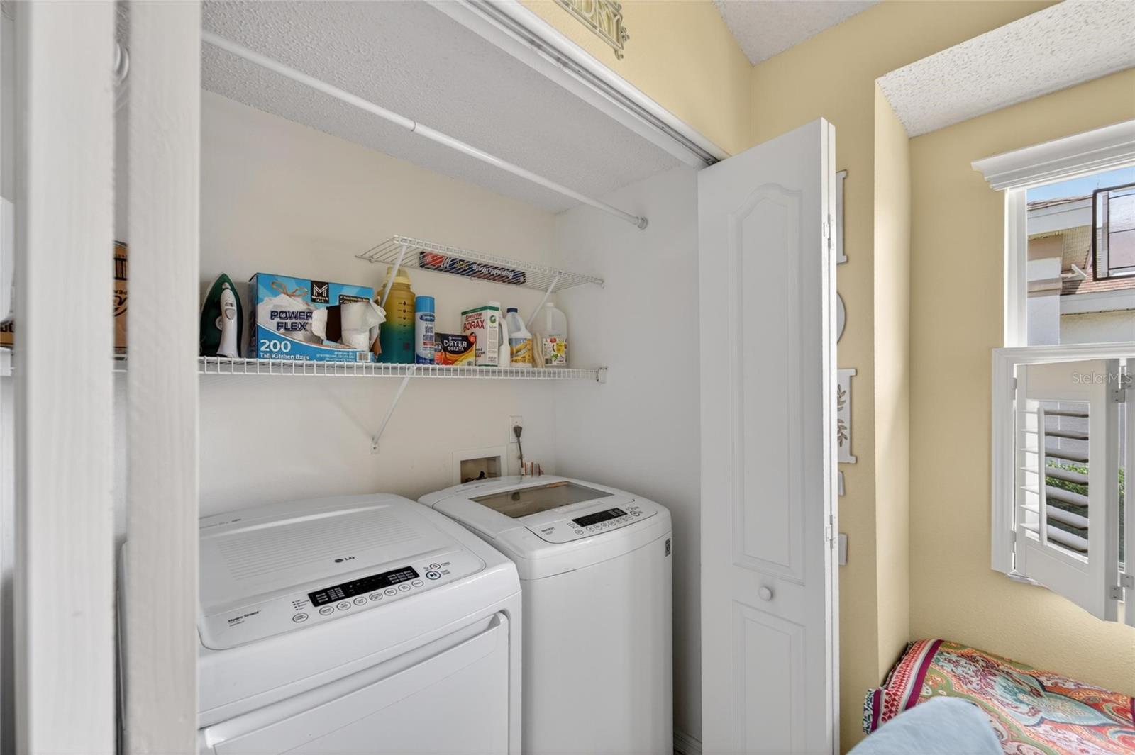 BROOKFIELD CONDO - Residential