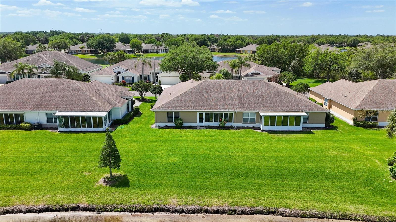 BROOKFIELD CONDO - Residential