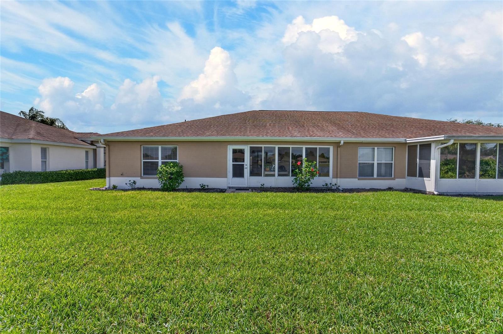 BROOKFIELD CONDO - Residential