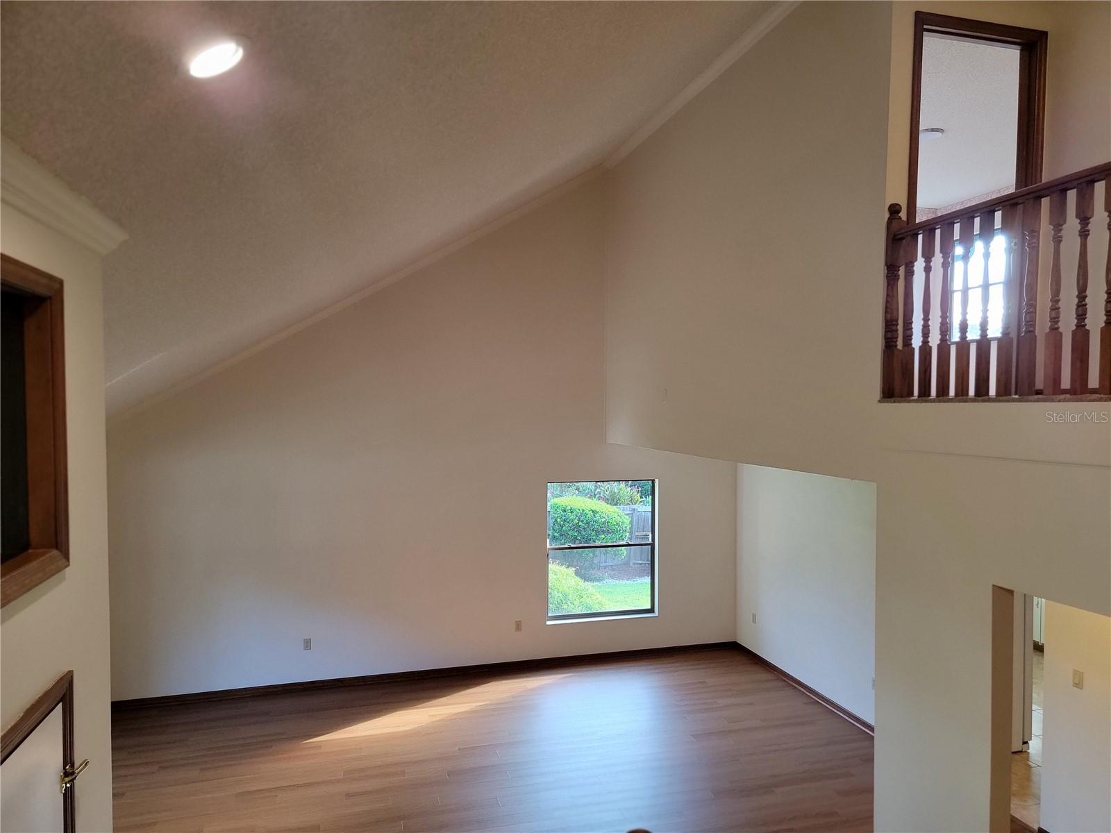 1842 PINNACLE DRIVE