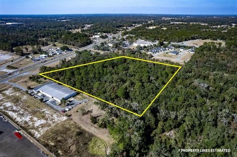 Tiny photo for 441 W Anthony Rd, Ocala, FL 34475 (MLS # OM653889)