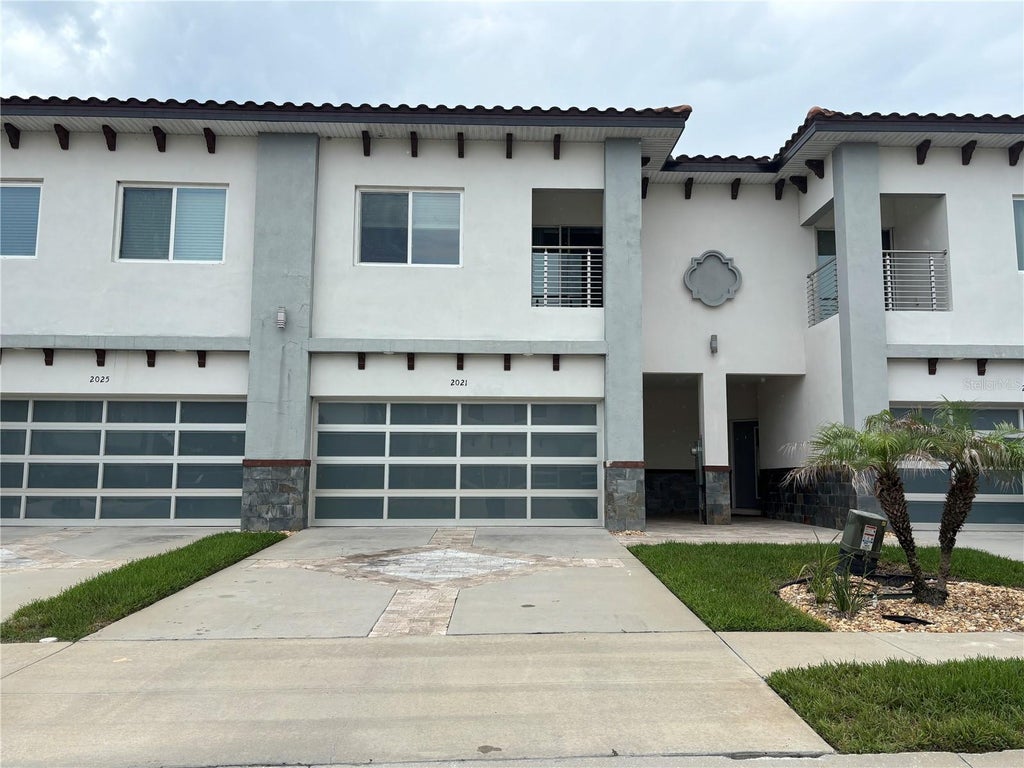 Photo of 2021 Greenbriar Terrace, Davenport, FL 33837 (MLS # TB8522558)