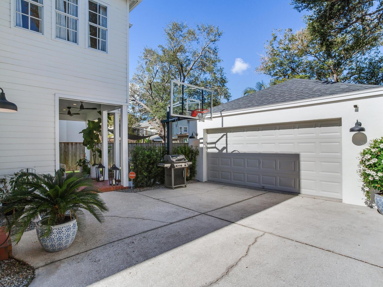 WEST VIRGINIA PLACE - Residential