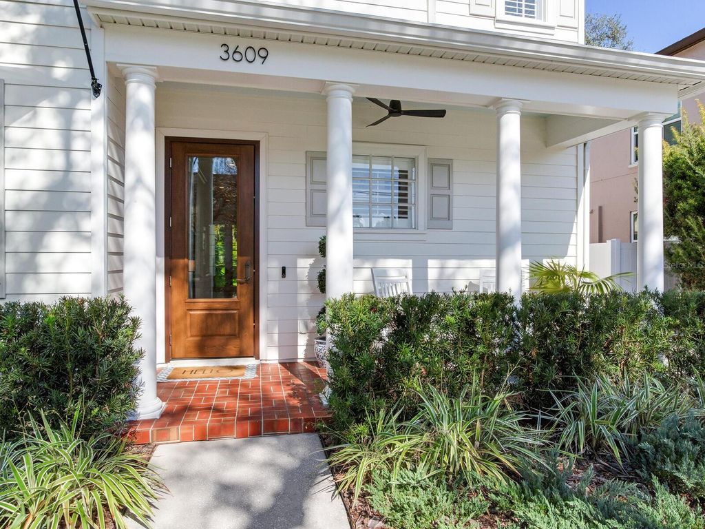 Photo of 3609 W Leona Street, Tampa, FL 33629 (MLS # TB8463966)