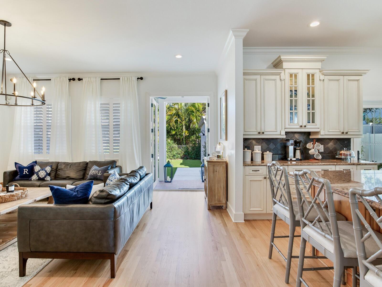 WEST VIRGINIA PLACE - Residential