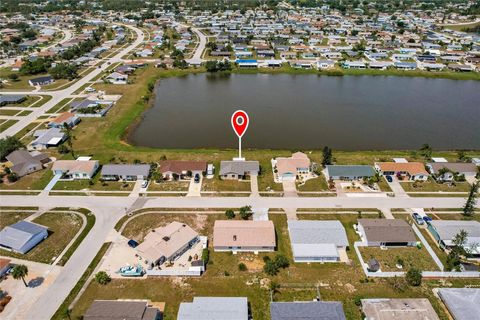 A home in PORT CHARLOTTE