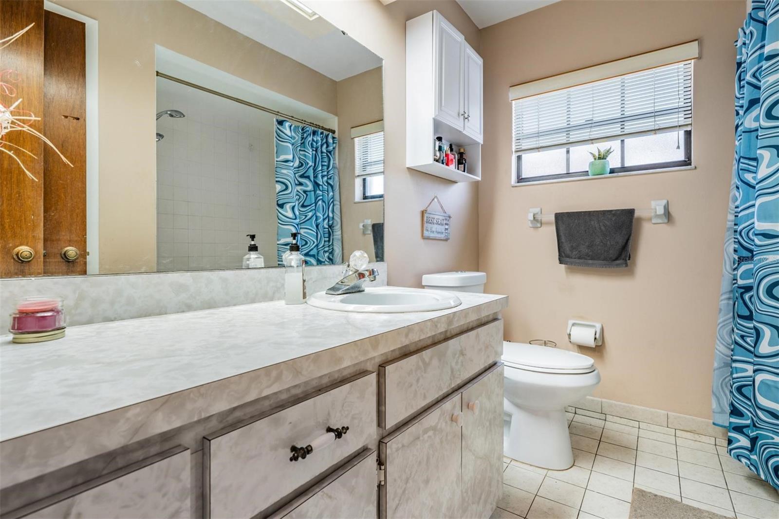 RIVERHILLS PARK UNIT 1 - Residential