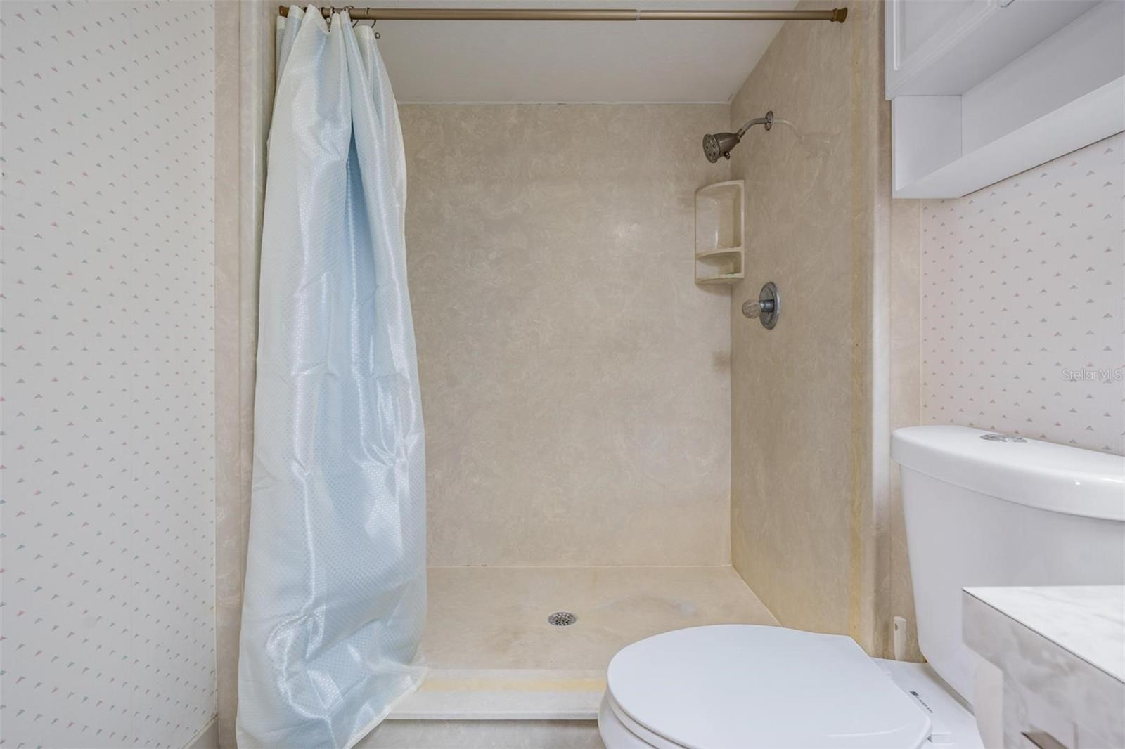 RIVERHILLS PARK UNIT 1 - Residential