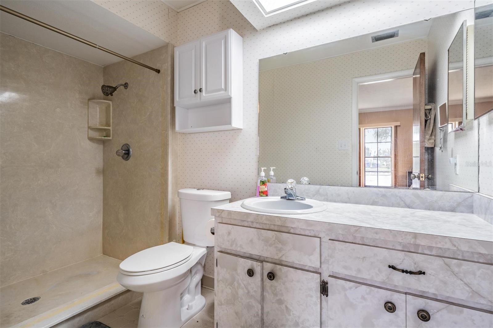 RIVERHILLS PARK UNIT 1 - Residential