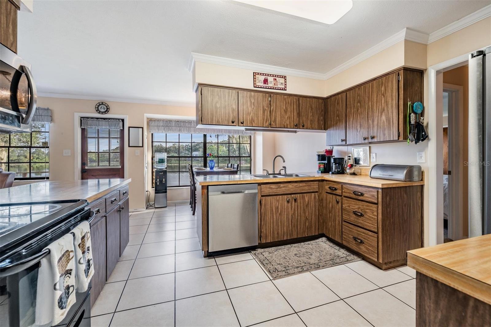 RIVERHILLS PARK UNIT 1 - Residential