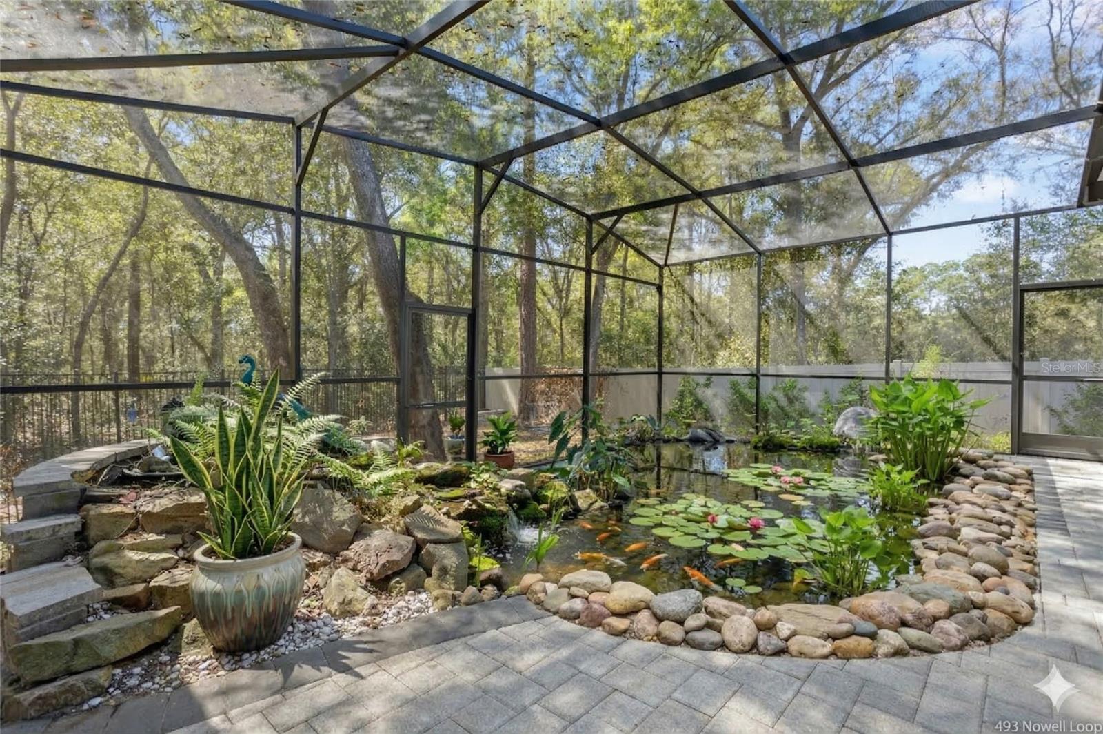 HUNTINGTON DOWNS - Residential