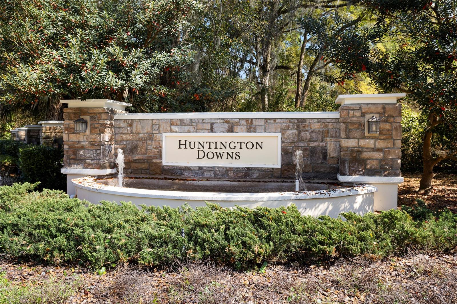 HUNTINGTON DOWNS - Residential