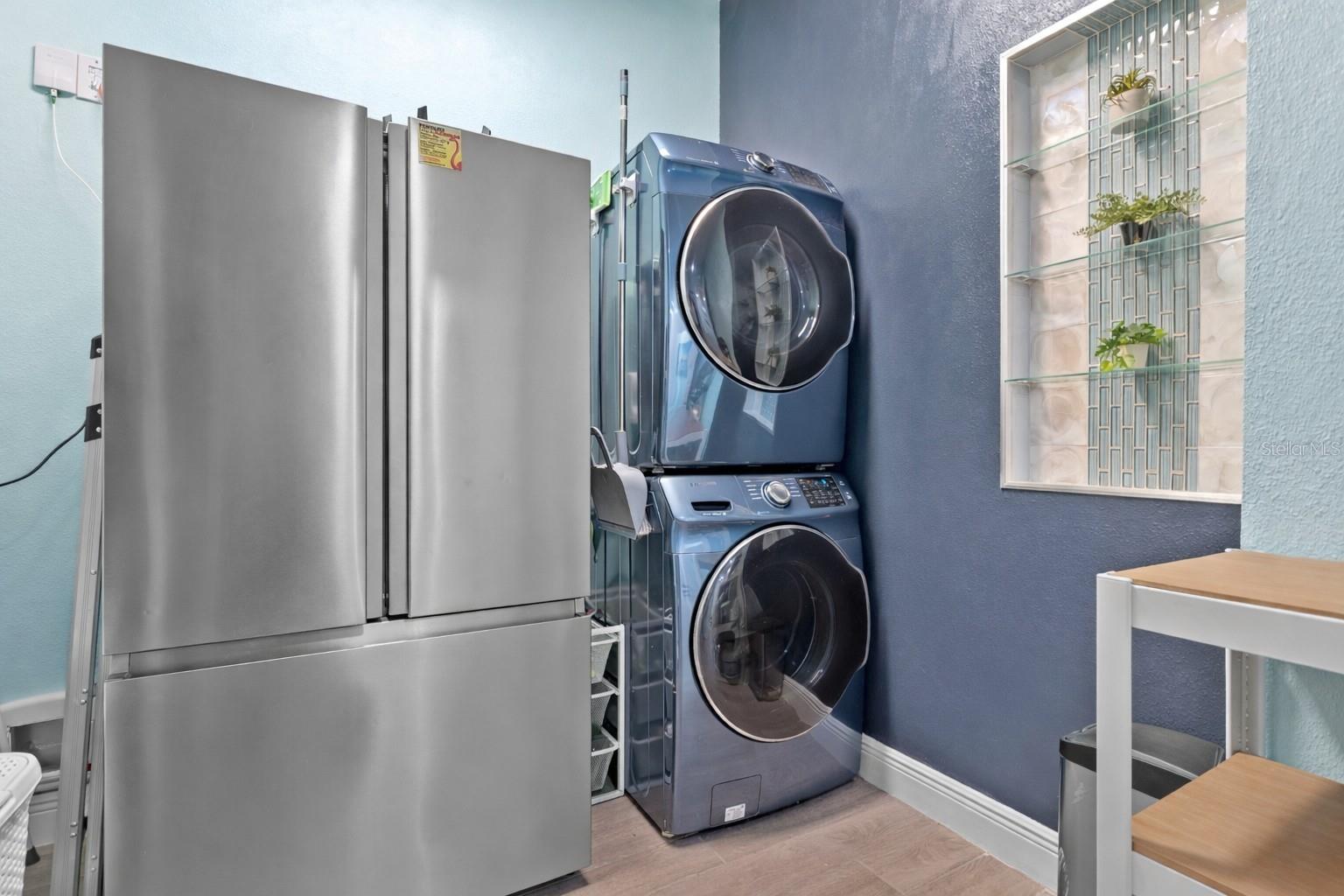 HUNTINGTON DOWNS - Residential