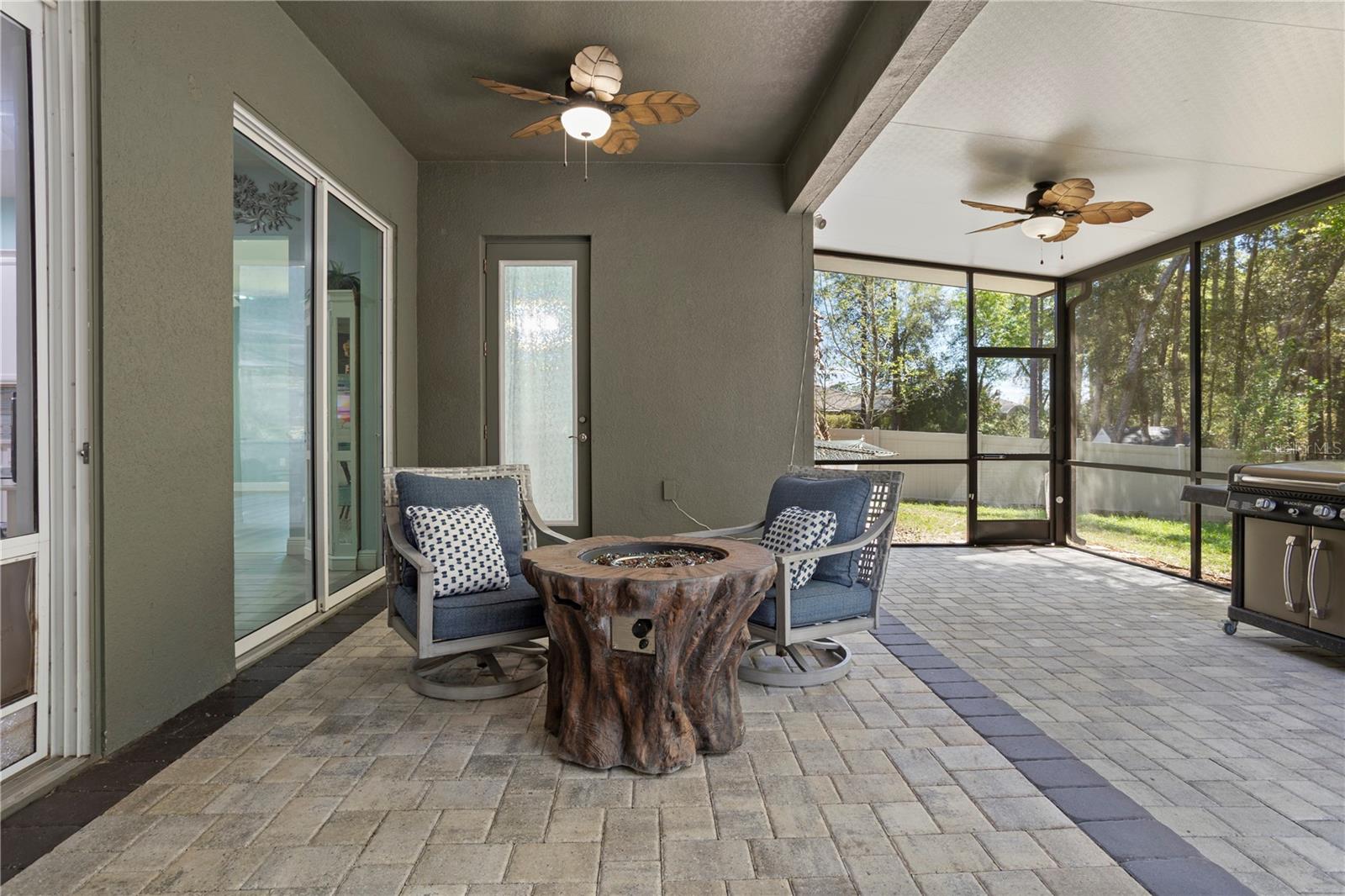 HUNTINGTON DOWNS - Residential