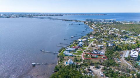 A home in PUNTA GORDA