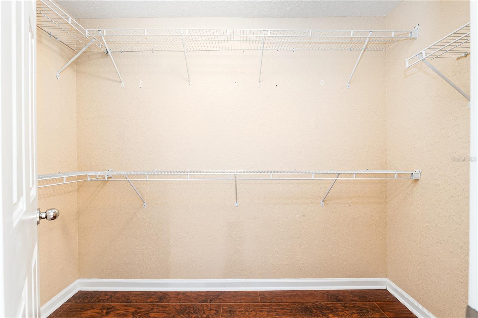 RED HAWK - Residential