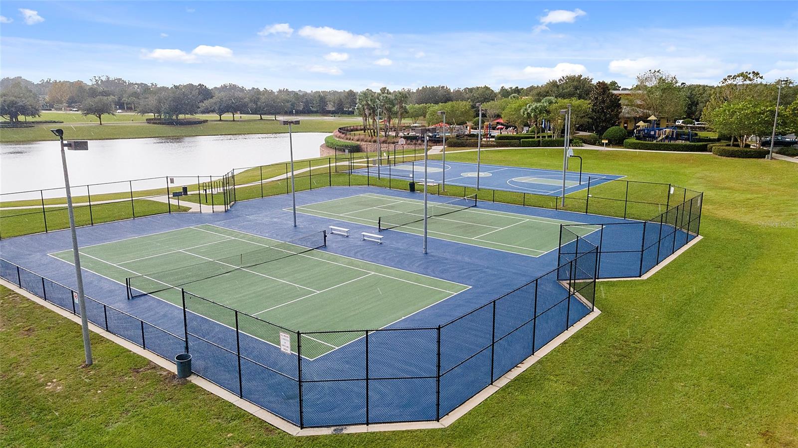 RED HAWK - Residential