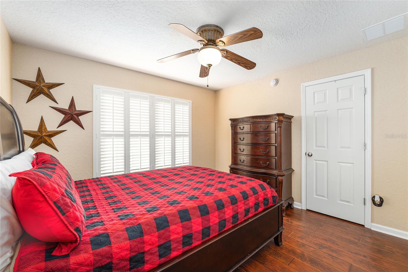 RED HAWK - Residential