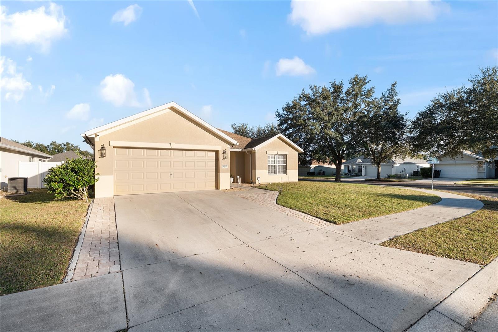 RED HAWK - Residential