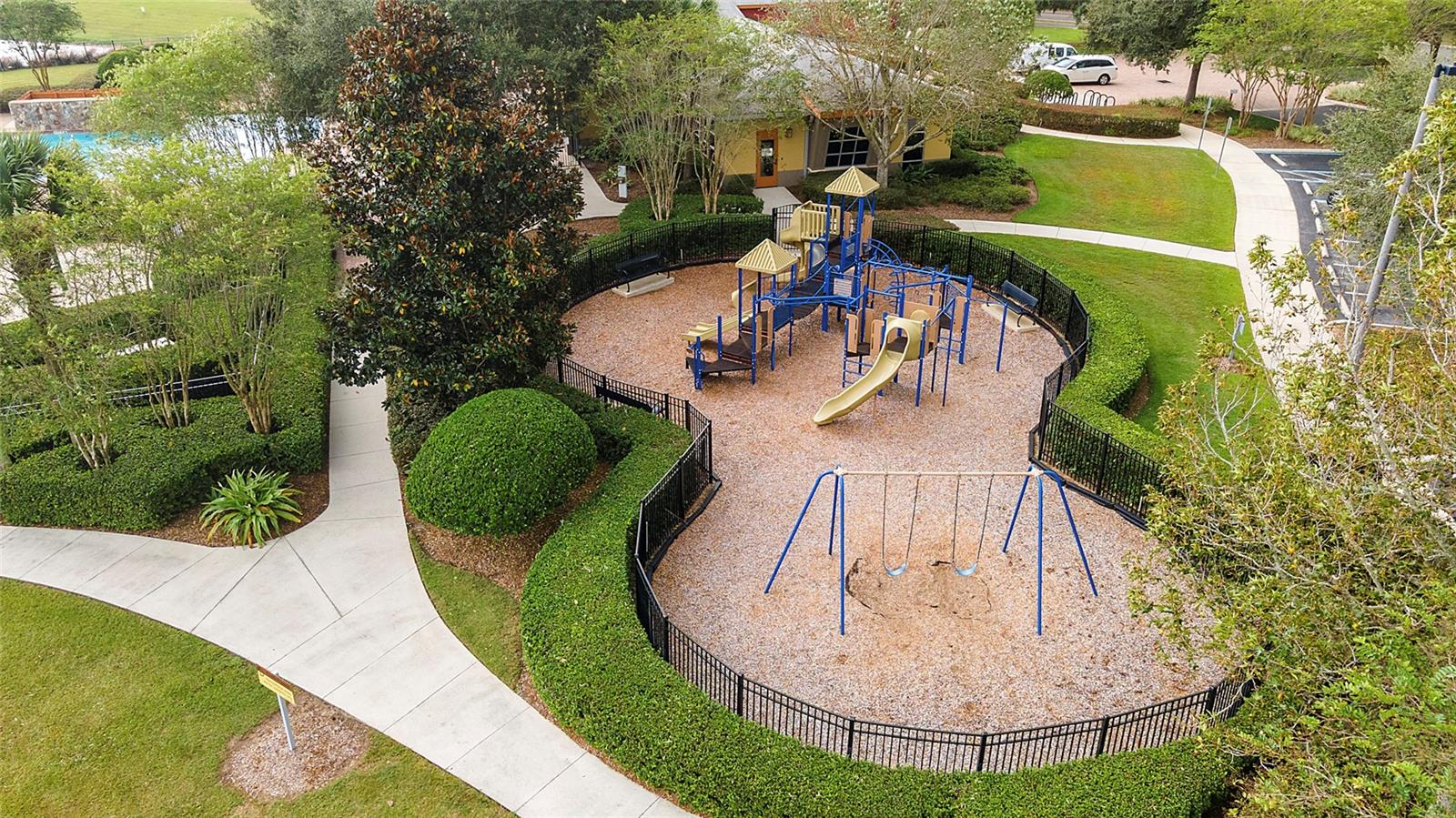 RED HAWK - Residential