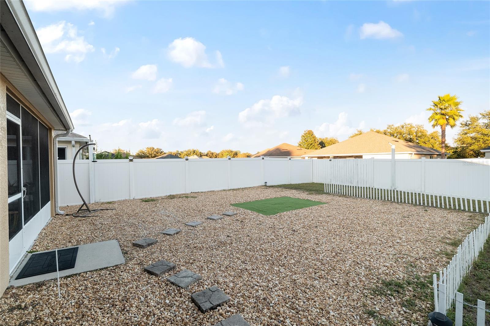 RED HAWK - Residential