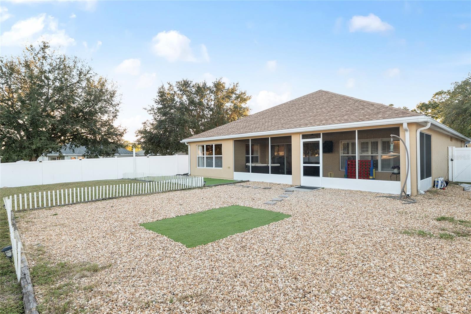 RED HAWK - Residential