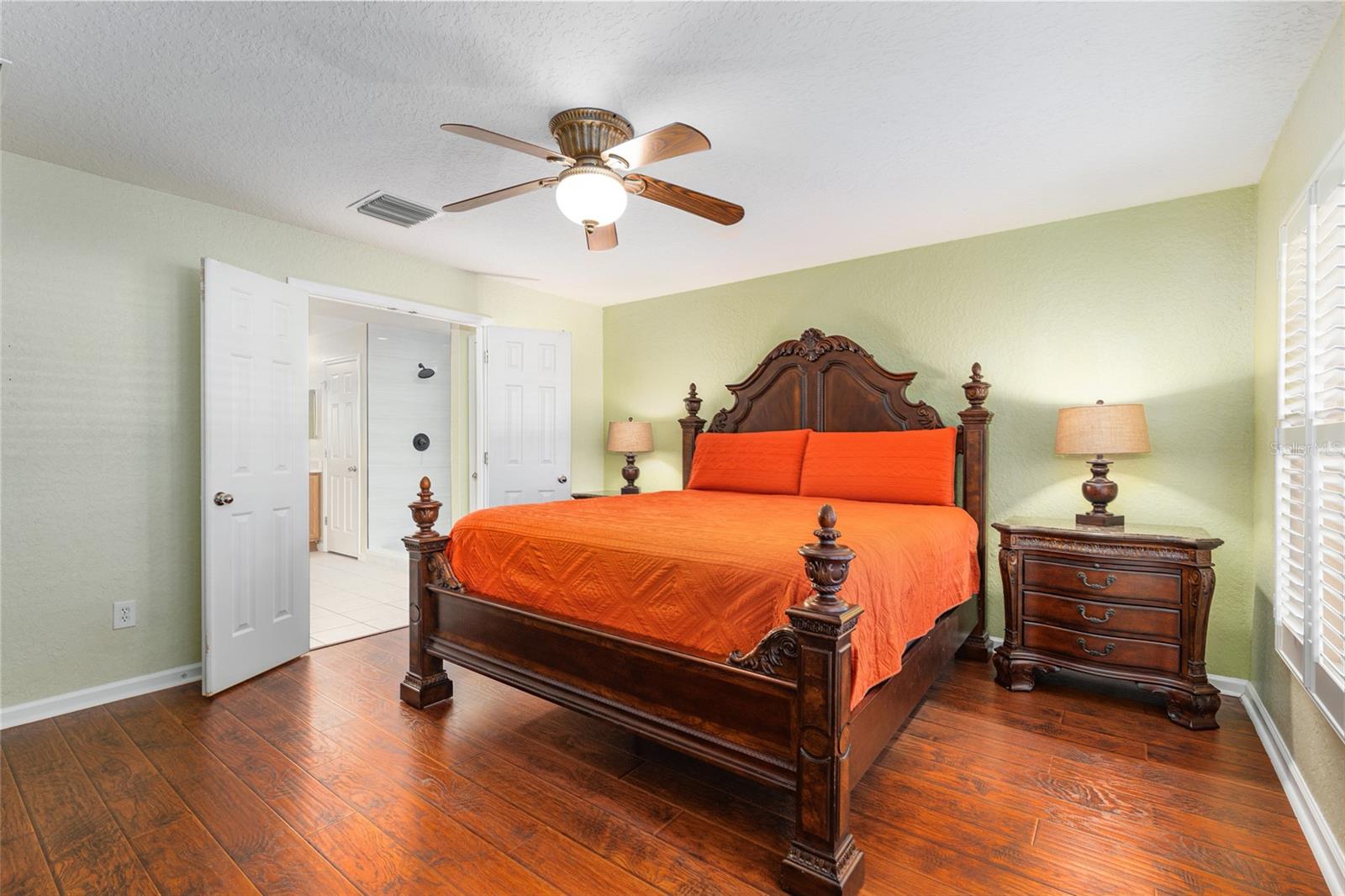 RED HAWK - Residential