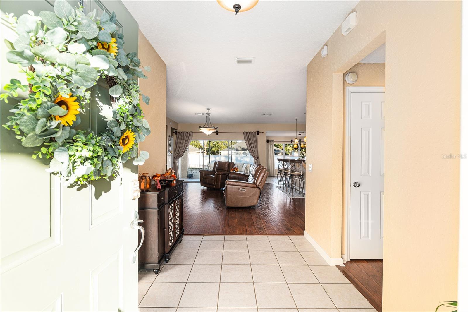 RED HAWK - Residential