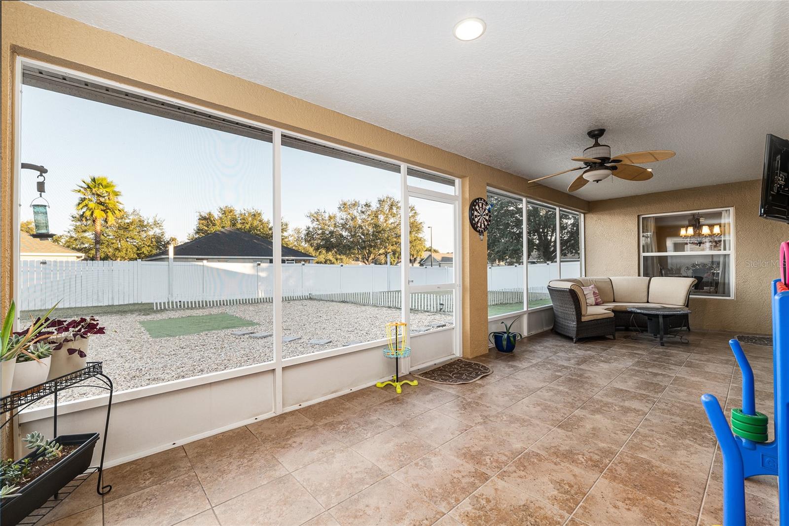 RED HAWK - Residential