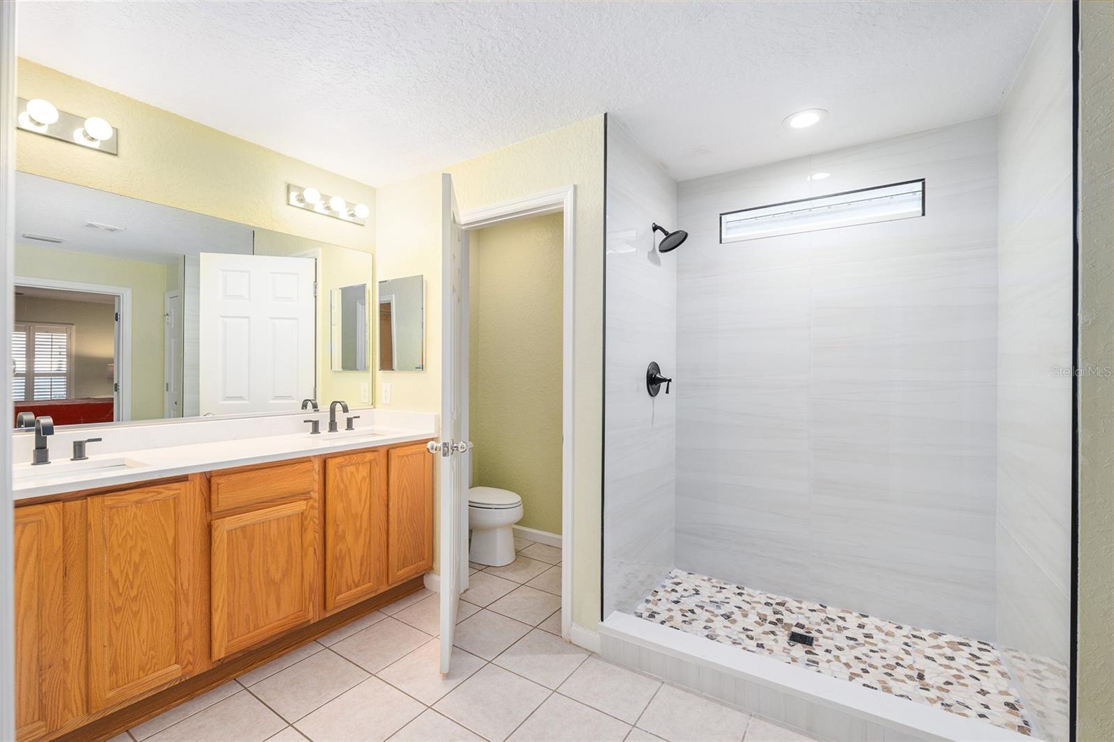 RED HAWK - Residential